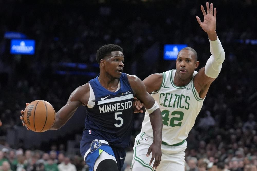 凭借稳定的 凭借稳定的