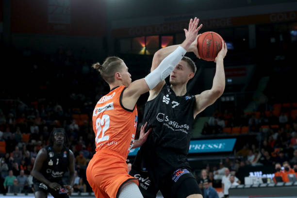 伦纳德和乔 伦纳德和乔