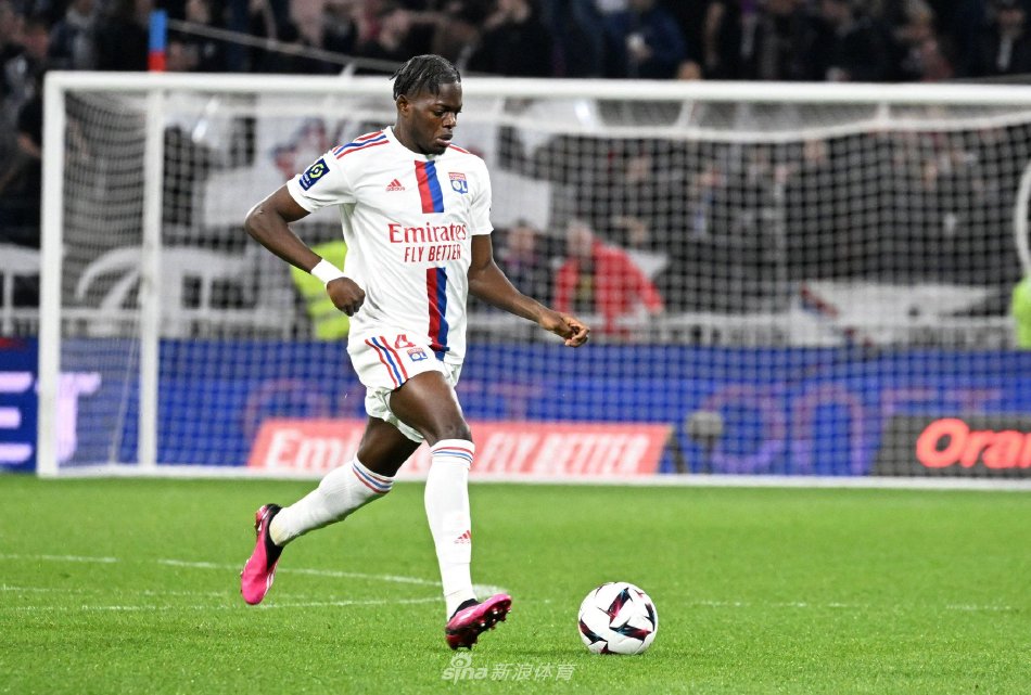 通过四人名 通过四人名