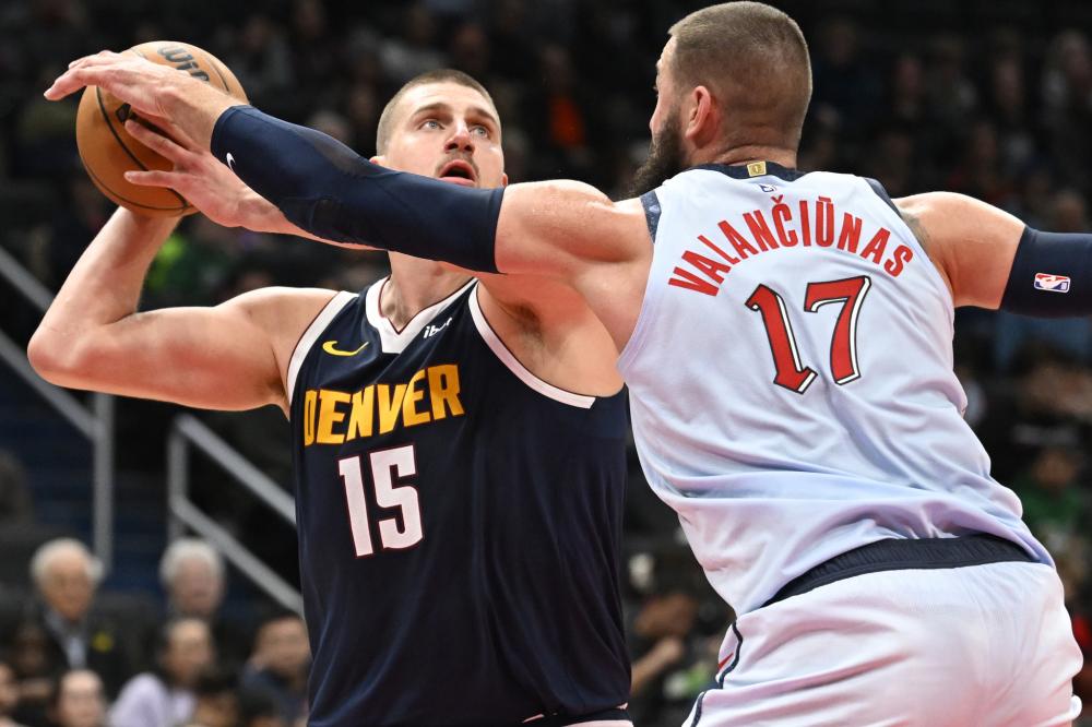 一直以其出 一直以其出